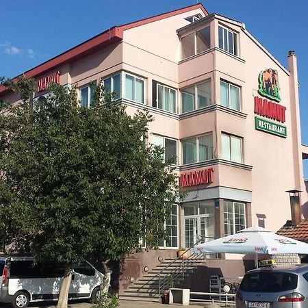 Guest House Mamut Kastela Luaran gambar