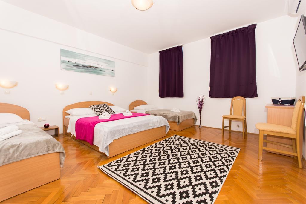Guest House Mamut Kastela Luaran gambar