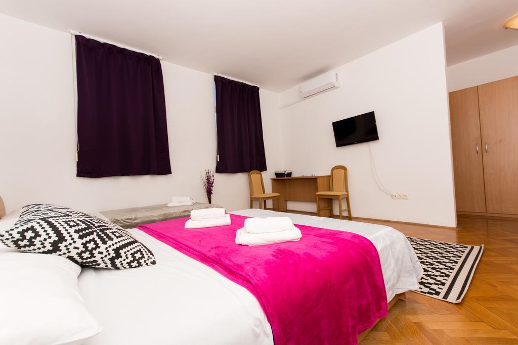 Guest House Mamut Kastela Luaran gambar