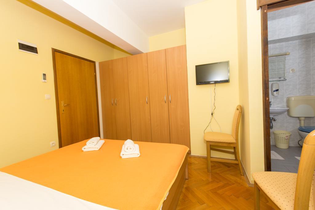 Guest House Mamut Kastela Luaran gambar