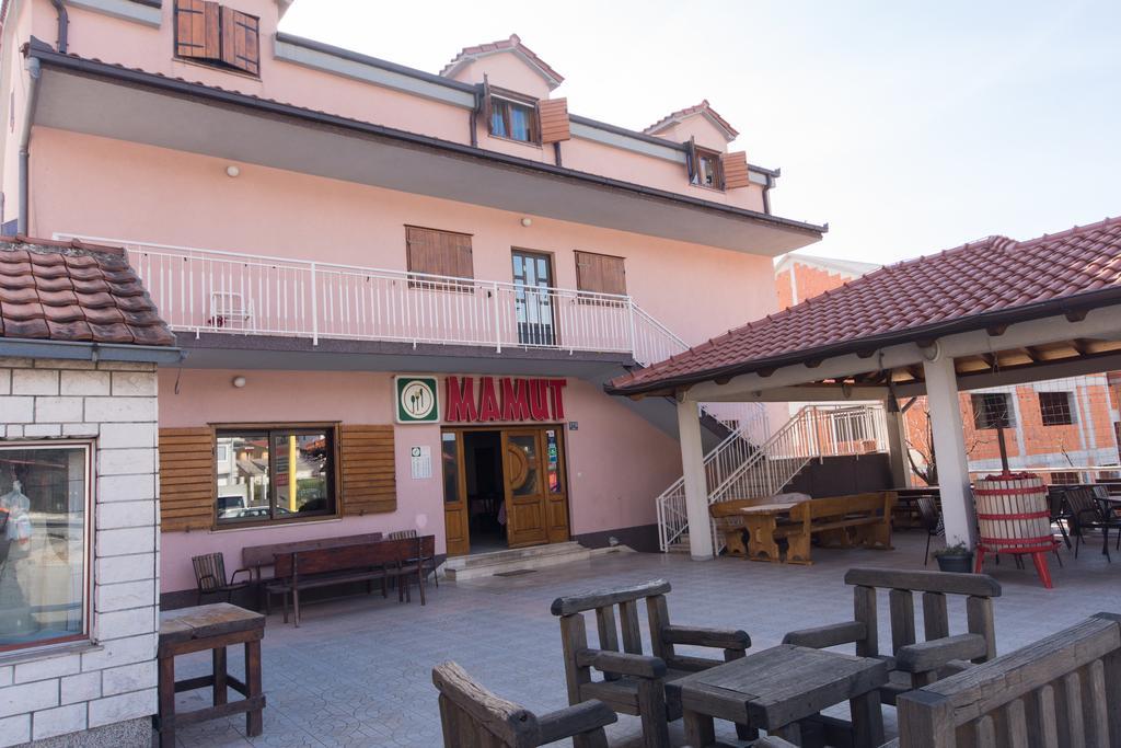 Guest House Mamut Kastela Luaran gambar