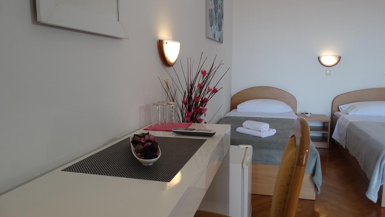 Guest House Mamut Kastela Luaran gambar