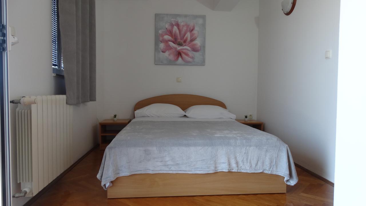 Guest House Mamut Kastela Luaran gambar