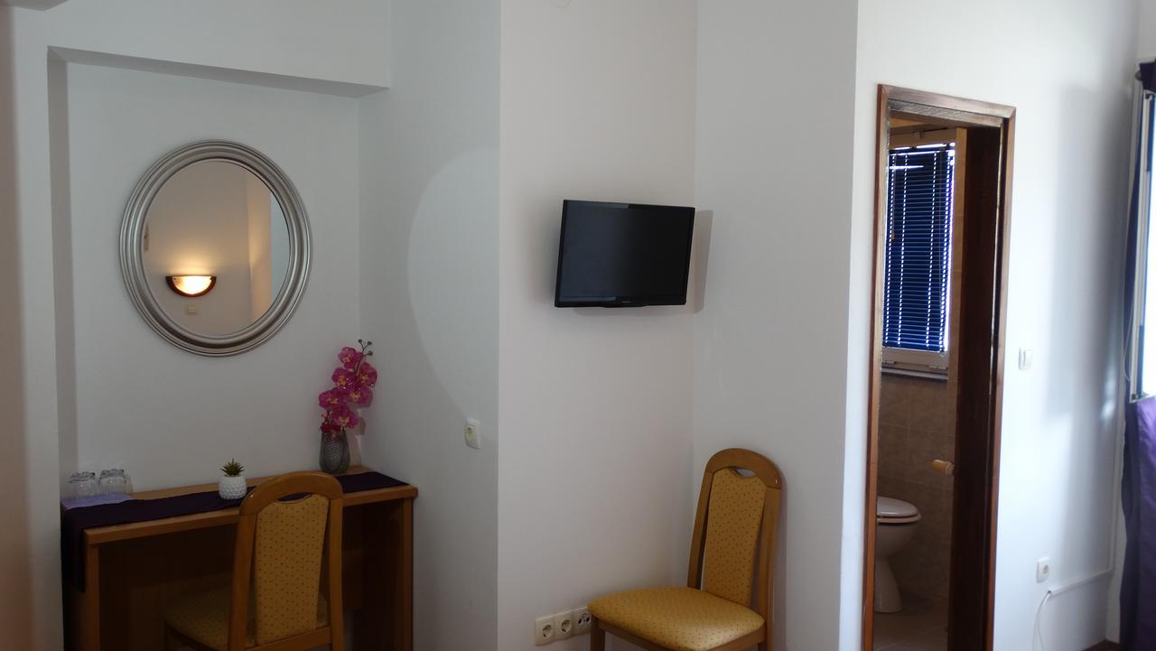Guest House Mamut Kastela Luaran gambar