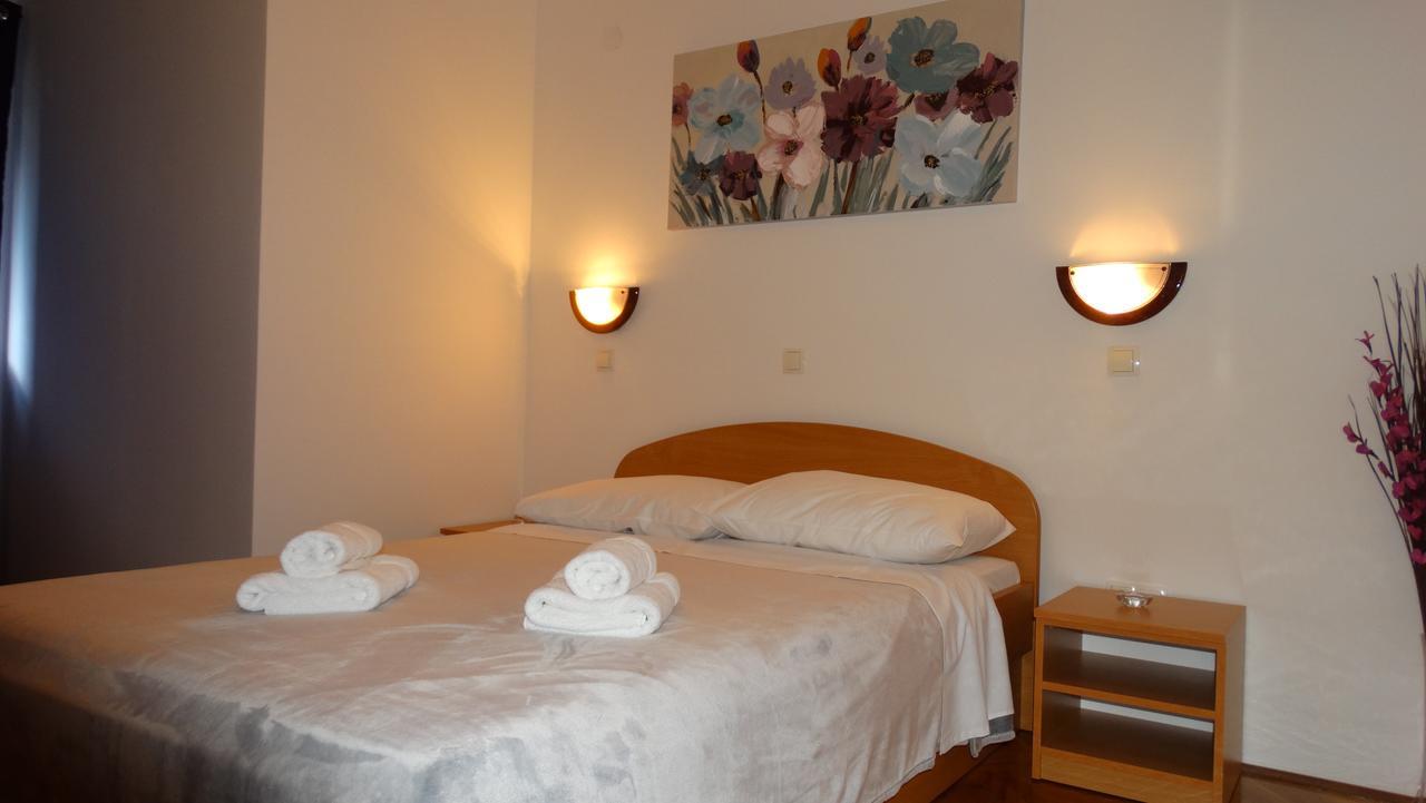 Guest House Mamut Kastela Luaran gambar
