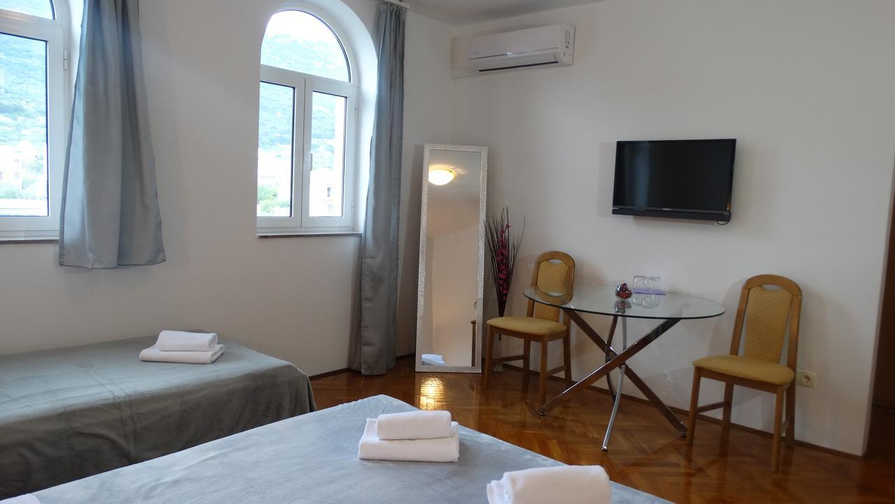 Guest House Mamut Kastela Luaran gambar